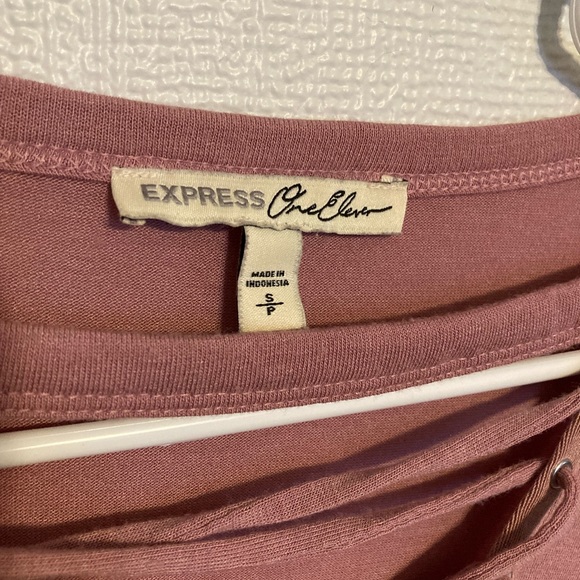 Express One Eleven Lace Up V Neck Top - Picture 5 of 7